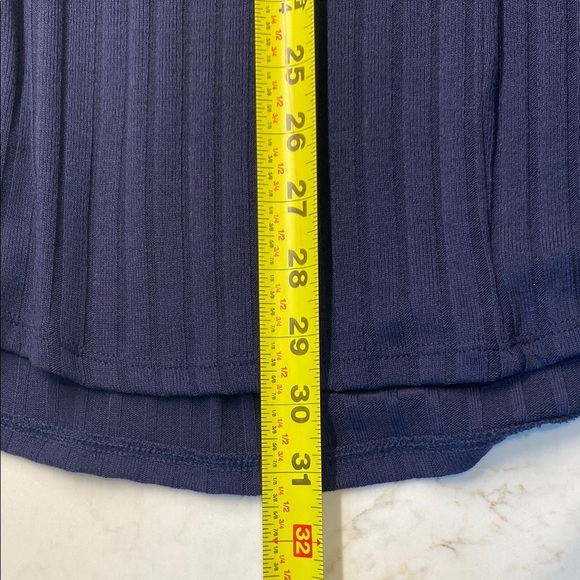 Lane Bryant Navy Blue Long Sleeve Ribbed Tunic Size 16 - Picture 7 of 10